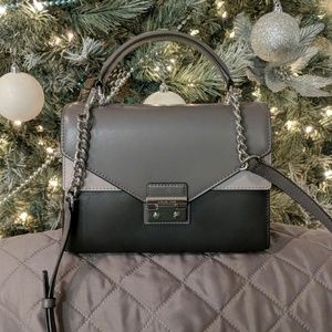 Meet your Posher, Krystal